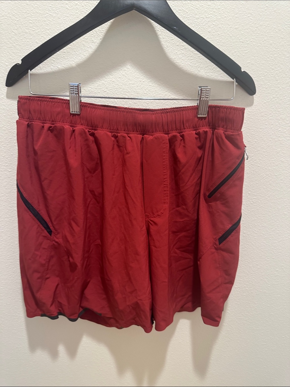 Lululemon Men's Burgundy 7” inseam Athletic Shorts with Black Zippers
